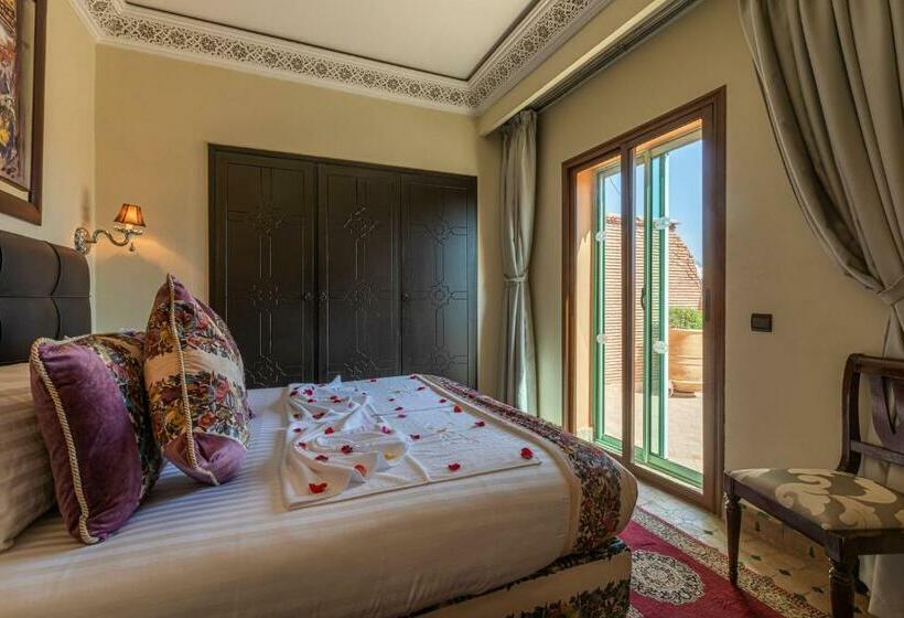 سوییت جونیور با بالکن, Le Caspien Boutique