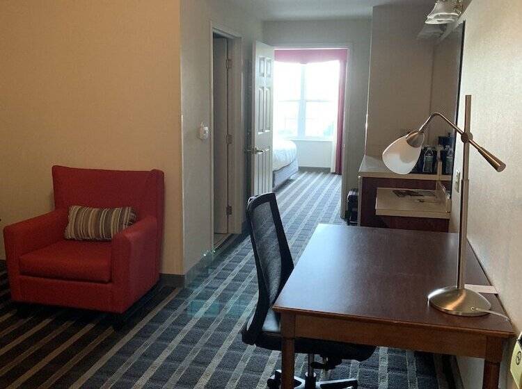 سوییت, Country Inn & Suites By Radisson, Lancaster Amish Country , Pa