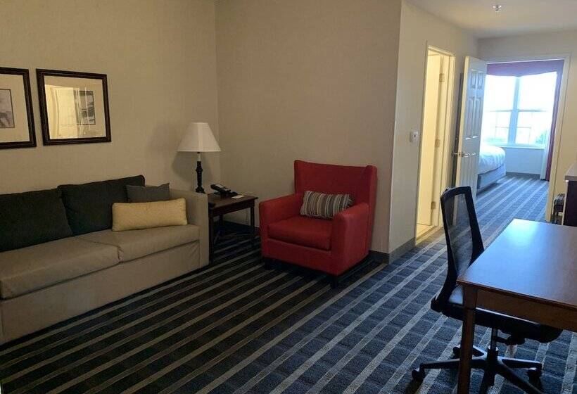 سوییت, Country Inn & Suites By Radisson, Lancaster Amish Country , Pa