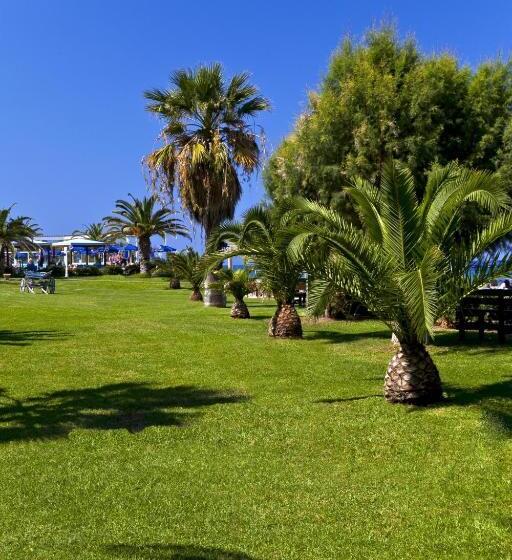 Номер Стандарт Вид на Сад, Sun Beach Resort