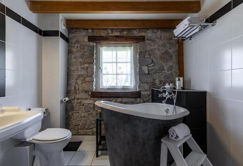Quarto Deluxe, Domaine De Bassilour
