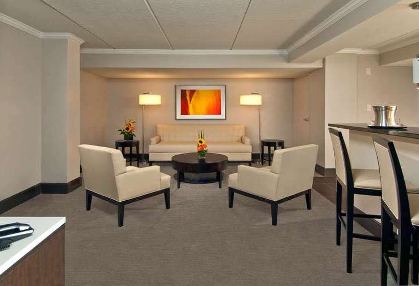 스위트 킹사이즈 침대, Hilton Albany