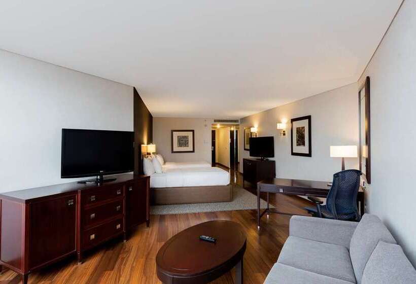 이그제큐티브 룸, Hilton Albany