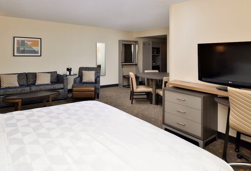سوئیت برای معلولان, Holiday Inn Hotel & Suites Overland Park   Convention Center By Ihg