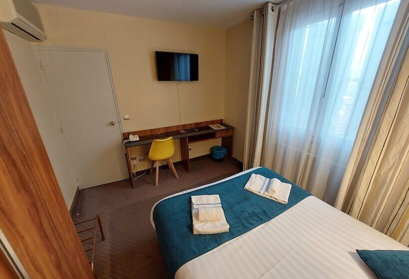 اتاق استاندارد, Logis Hôtels   Hôtel Et Restaurant Le Lion D Or
