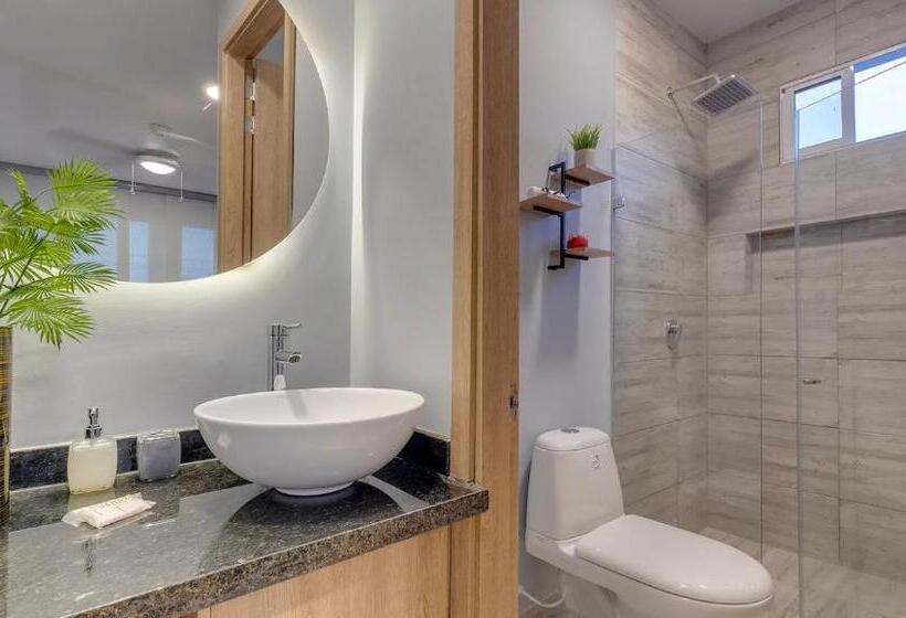 Стандартный Номер Кровать Кинг, Ng