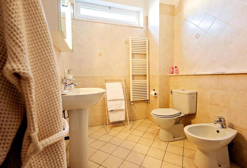 سوییت خانوادگی, B&b Ai Cipressi