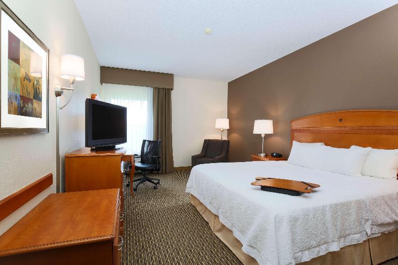 带大床的标准间, Surestay By Best Western Forsyth Decatur