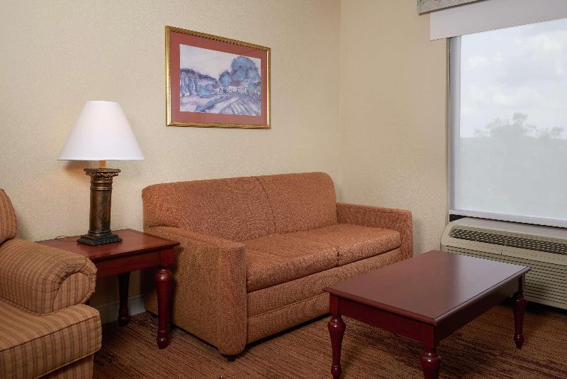 Люкс Кровать Кинг, Hampton Inn Shrewsbury