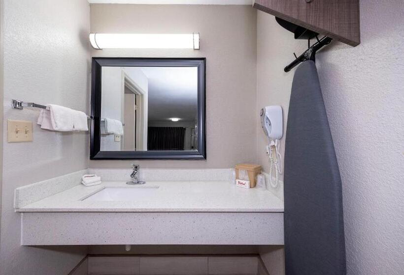 غرفة ديلوكس سرير كينج, Red Roof Inn Bay Minette