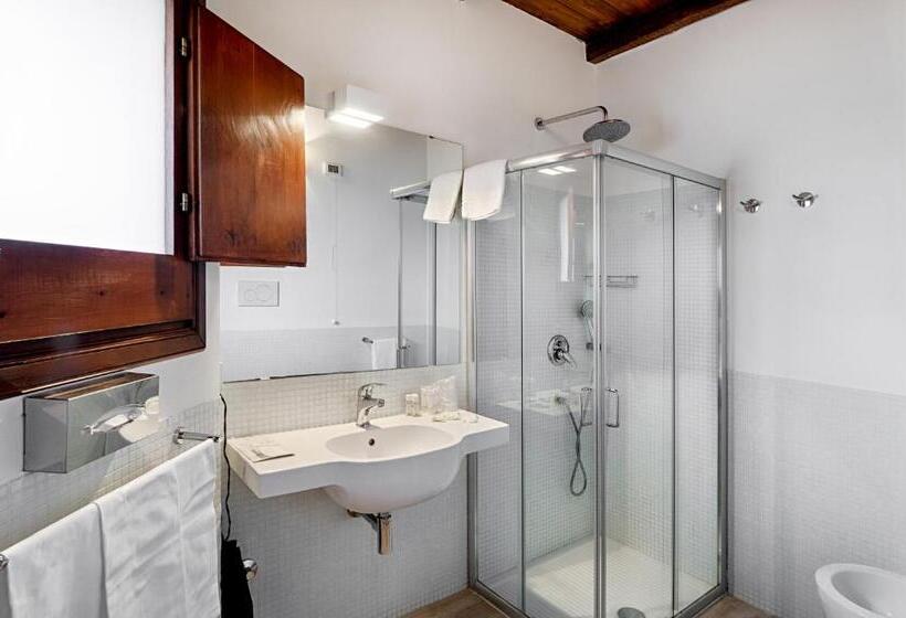 Номер Стандарт Трехместный, Villa Mediterranea