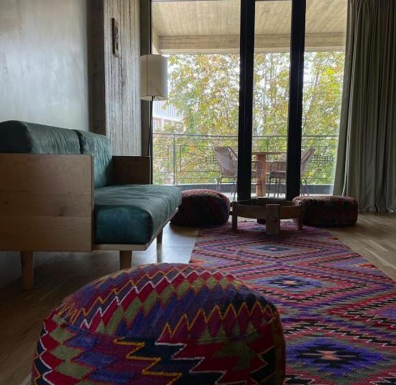 디럭스 스위트, In Gallery Hotel & Spa
