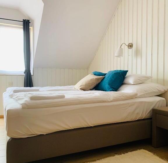 اتاق اکونومی, Egria Apartments