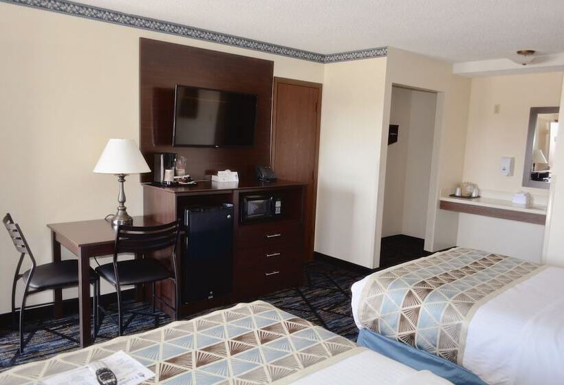 Номер Стандарт 2 Двуспальные Кровати, Frankenmuth Motel