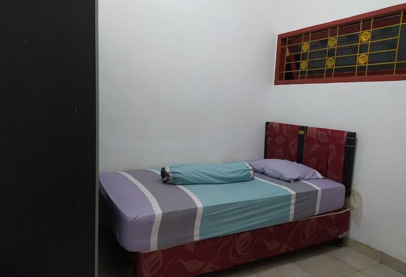 Номер Стандарт, Oyo 3401 Residence Amanda Syariah