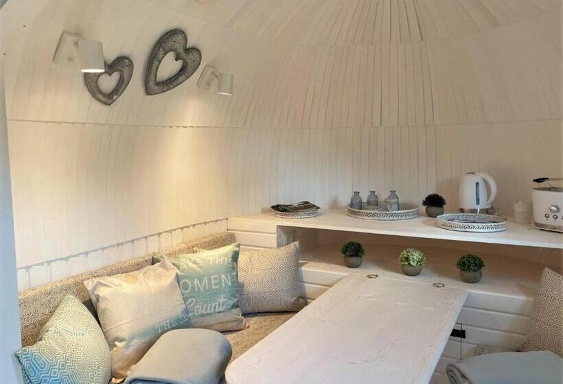 패밀리 룸, Iglu An Land