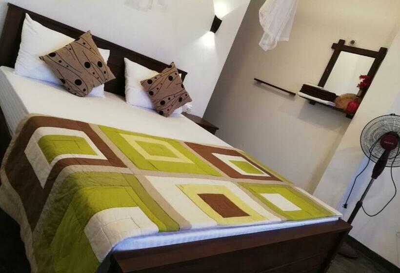 Шале 1 Спальня, Solace Resort Ella