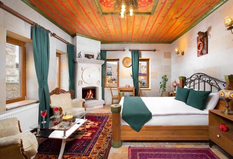 اتاق سوپریور سه تخته, Katapa Stone House