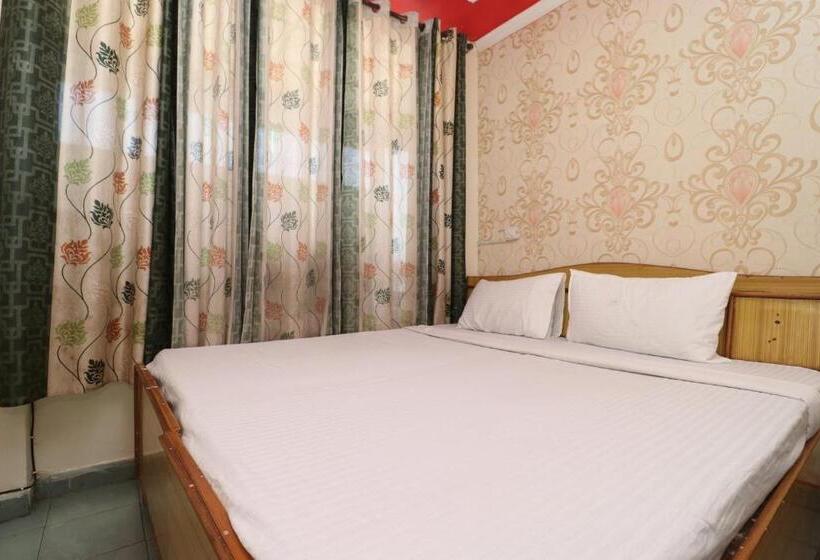 Трехместный Номер Классика, Spot On 39841  Indian Residency