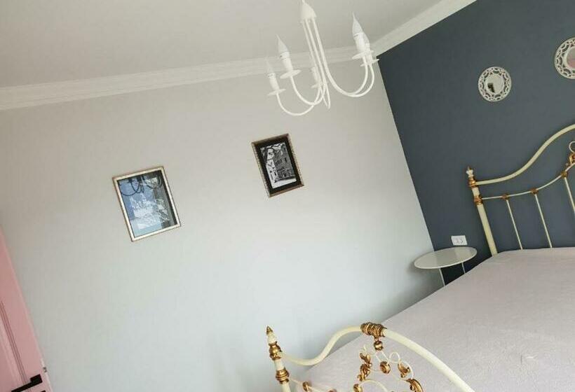 آپارتمان 1 خوابه با چشم‌انداز دریا, Apartment Mint&rose