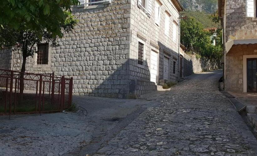 آپارتمان 1 خوابه با چشم‌انداز دریا, Apartment Mint&rose