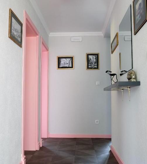 آپارتمان 1 خوابه با چشم‌انداز دریا, Apartment Mint&rose