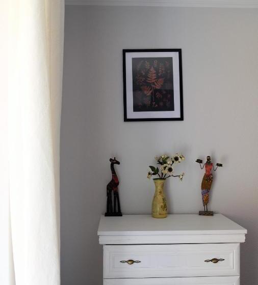 آپارتمان 1 خوابه با چشم‌انداز دریا, Apartment Mint&rose