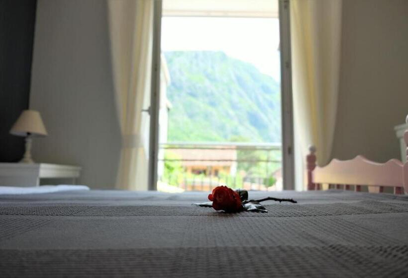 آپارتمان 1 خوابه با چشم‌انداز دریا, Apartment Mint&rose