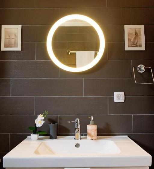 آپارتمان 1 خوابه با چشم‌انداز دریا, Apartment Mint&rose