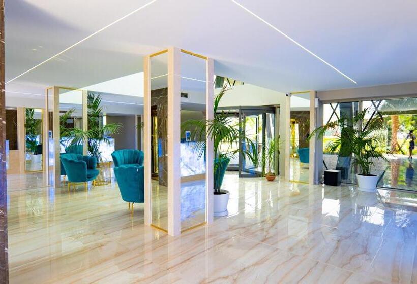 Номер Deluxe, Harmony Suites Grand Resort