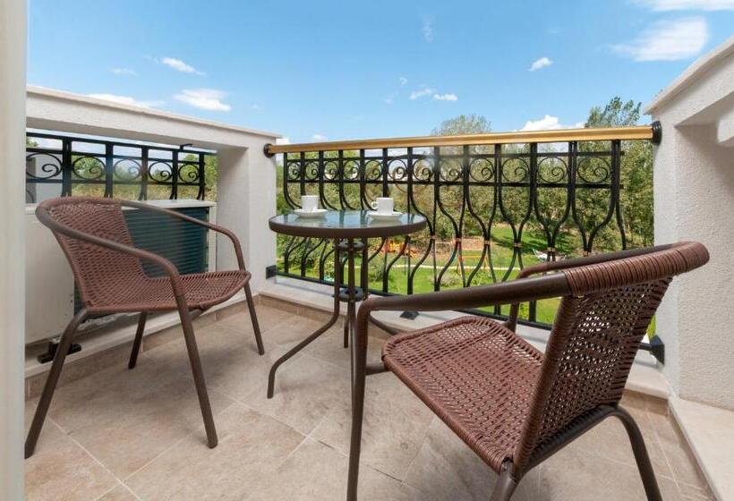Апартаменты Deluxe 2 Спальни, Harmony Suites Grand Resort