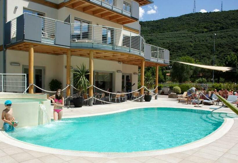 Апартаменты 2 Спальни, Primavera Apartmentsuites