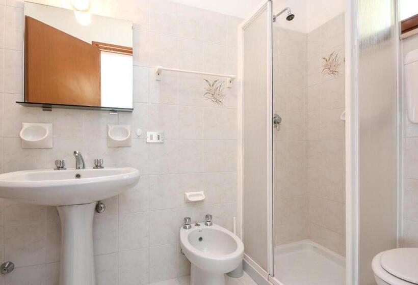 1 Bedroom Apartment Lake View, Residence Calap