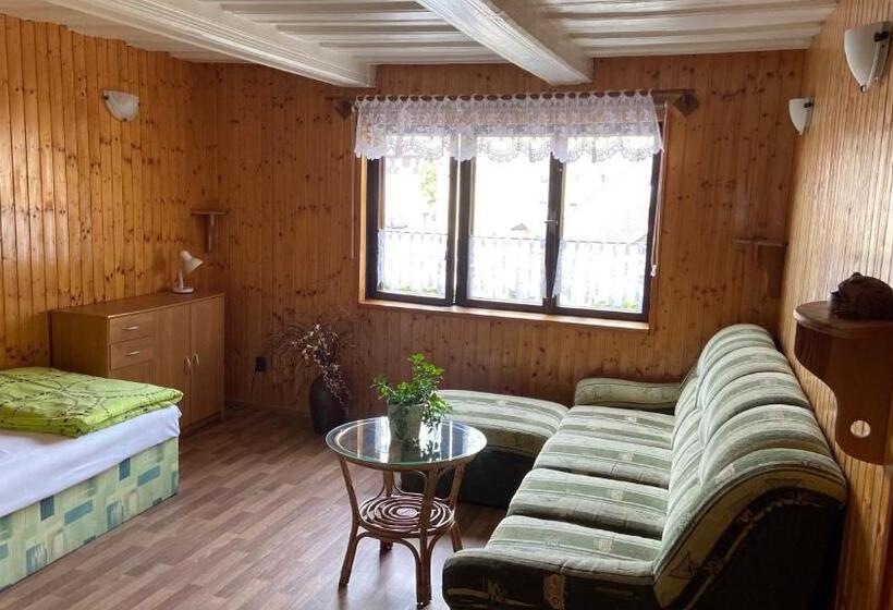 Апартаменты 1 Спальня с Террасой, Penzion Bamako