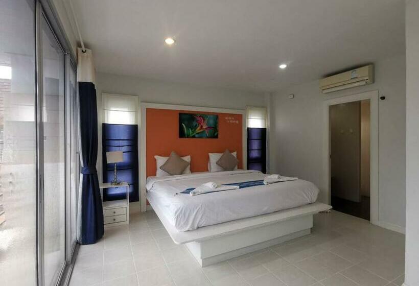 Номер Deluxe, Phuket Racha Kata Homestay