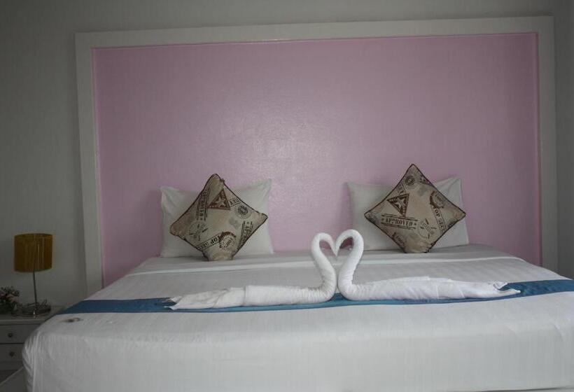 Номер Deluxe, Phuket Racha Kata Homestay