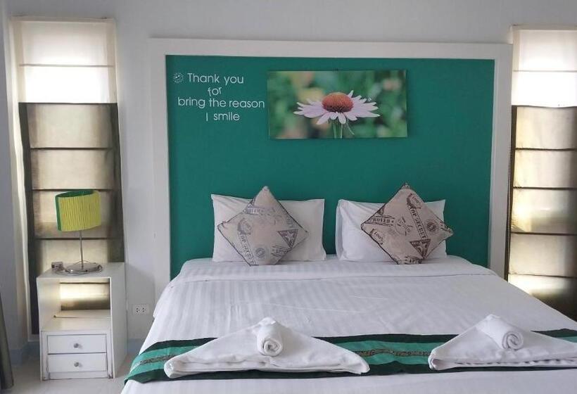 Номер Deluxe, Phuket Racha Kata Homestay