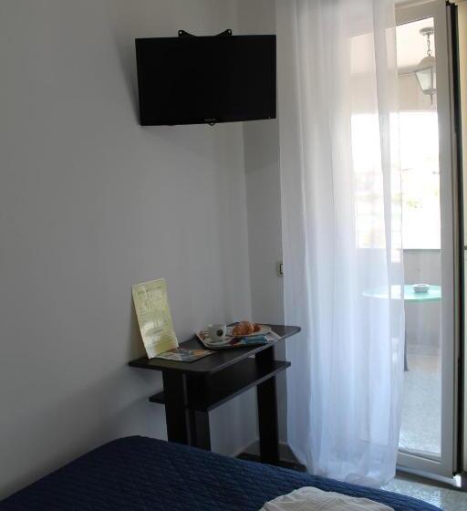 Номер Стандарт Индивидуальный с Балконом, Vesuview Guest House Near The Ruins