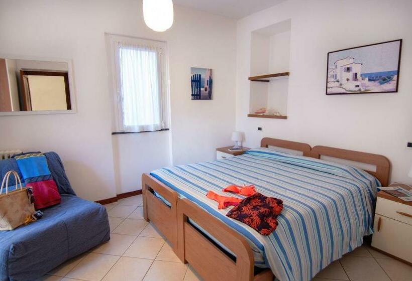 آپارتمان 1 خوابه با بالکن, Residence Italia