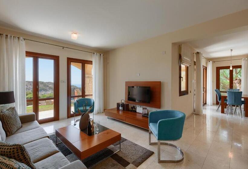 Вилла 2 Спальни, Aphrodite Hills Rentals   Junior Villas