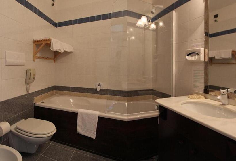 Номер Стандарт Вид на Озеро, Villa Selene
