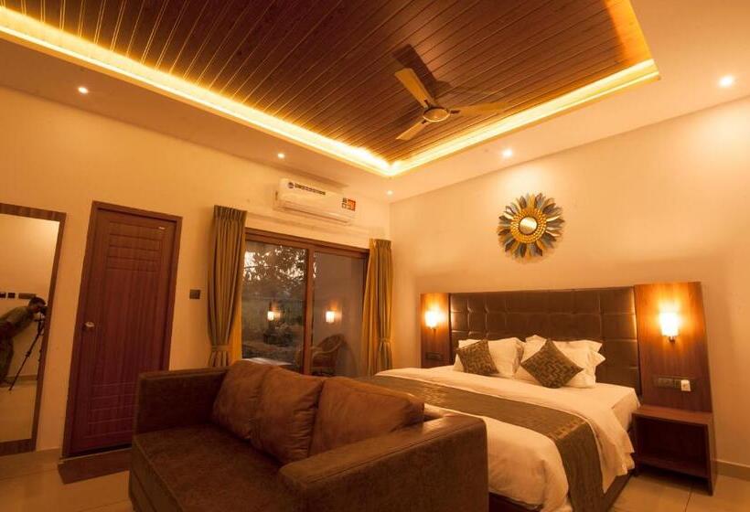 Номер Superior Кровать Кинг, Mc Resort Wildlife Resort Bandipur