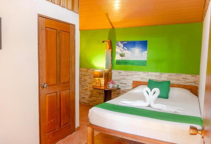 اتاق استاندارد, La Dolce Vita   On The Beach   Samara