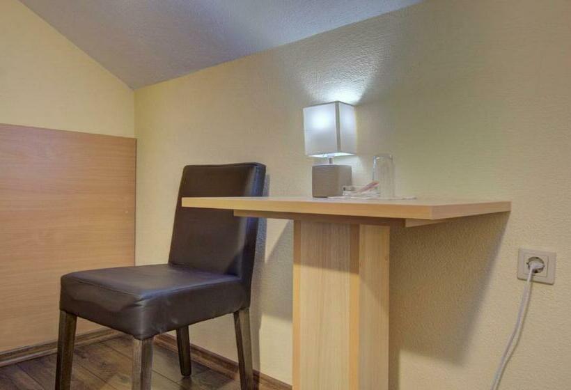 اتاق استاندارد یک نفره, Tihe Noci Motel