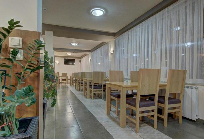 اتاق استاندارد, Tihe Noci Motel
