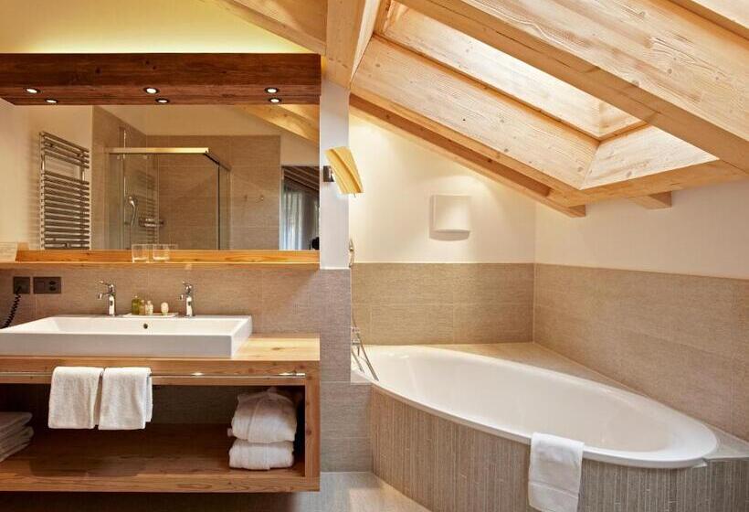 Семейный Номер Deluxe, Europe Hotel & Spa