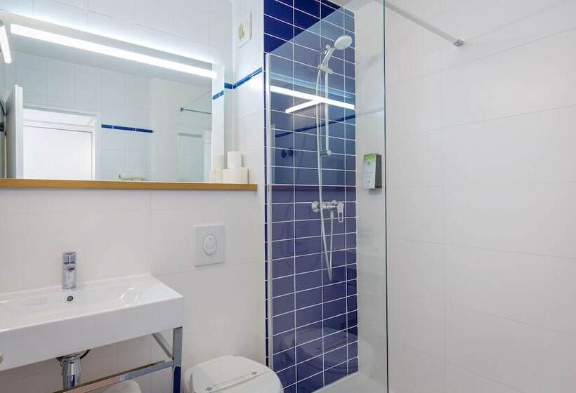 Номер Стандарт, Kyriad Marseille Est   Aubagne Gémenos