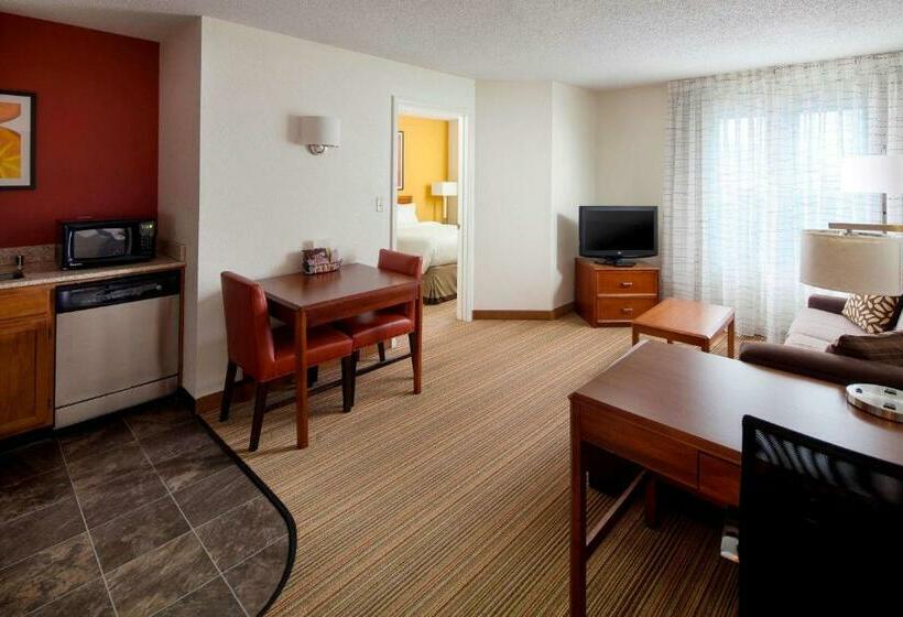 스위트, Sonesta Es Suites Charleston