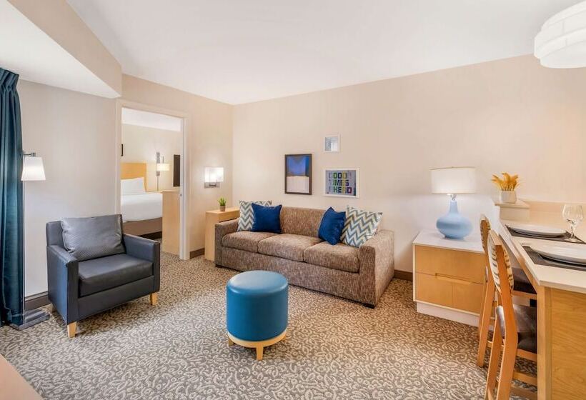 اتاق استاندارد برای معلولان, Sonesta Es Suites Charlotte Arrowood