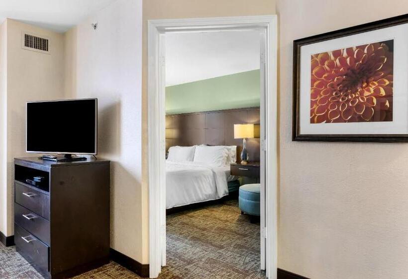 스위트, Staybridge Suites Philadelphia/mount Laurel, An Ihg